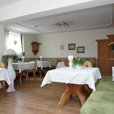 Achental Гостевой дом Пертизау