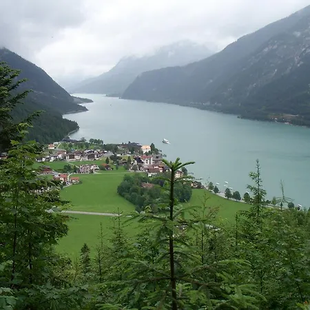 Achental Guest house 3*