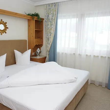 Achental Guest house